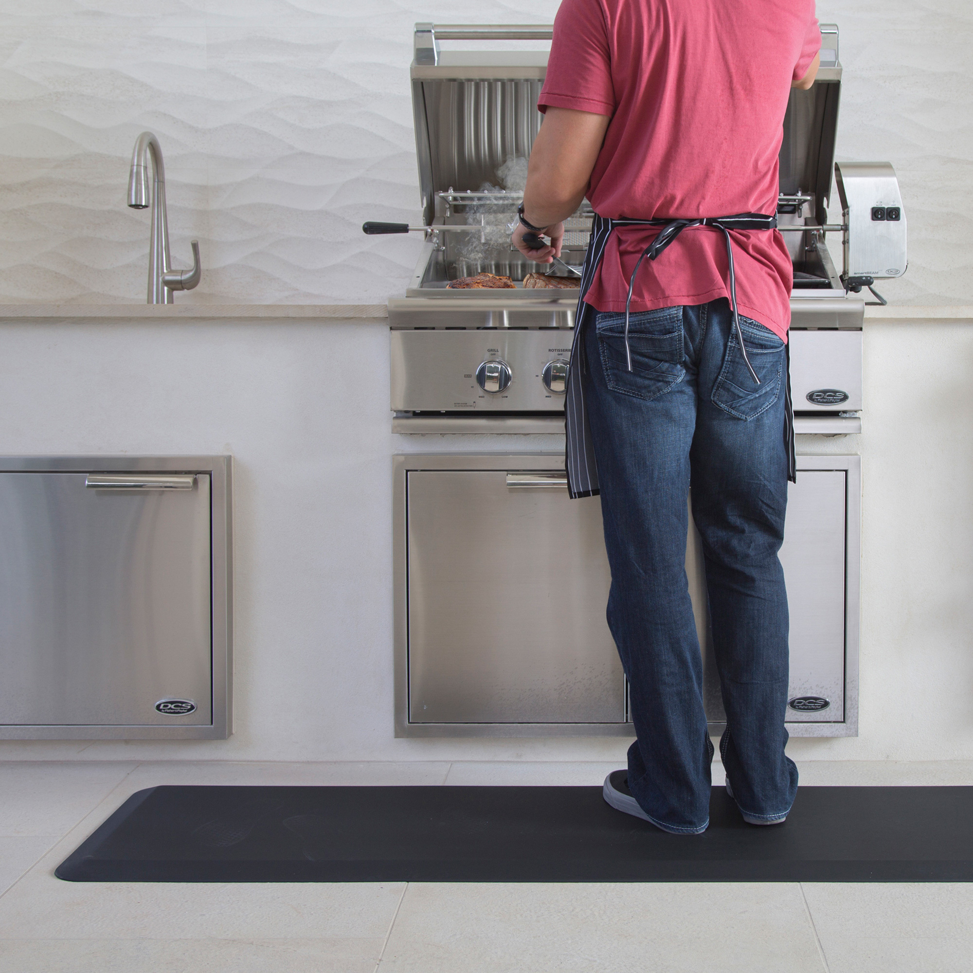 Eco-Pro GelPro NewLife Anti-Fatigue Safety Mat, Black, Matt Texture, 24in.L x 66in.W x 3/4in.H, Model# 104-01-2466-1